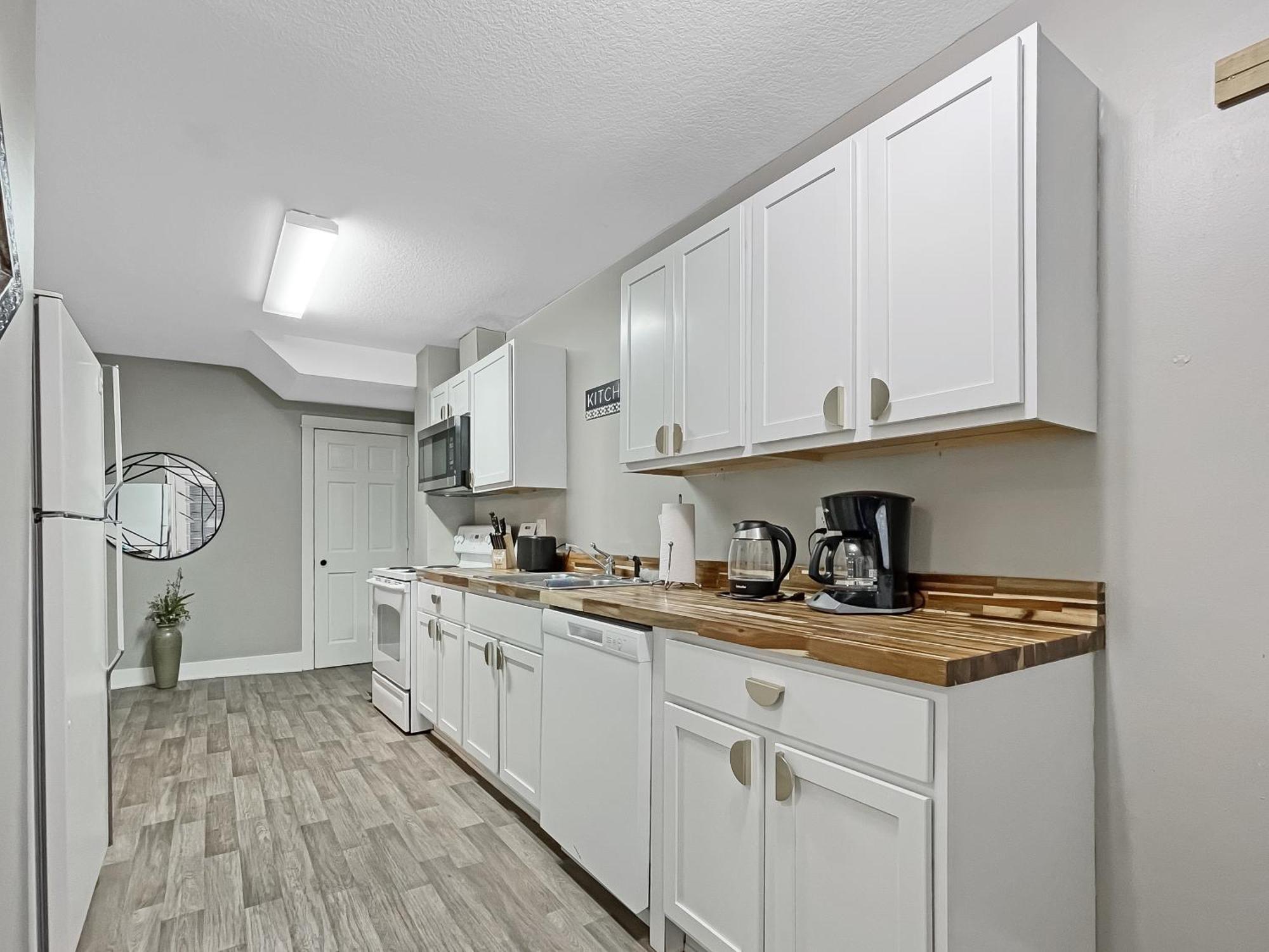 Villa Chic 2Br Duplex Free Parking Near Hospitals Des Moines Esterno foto